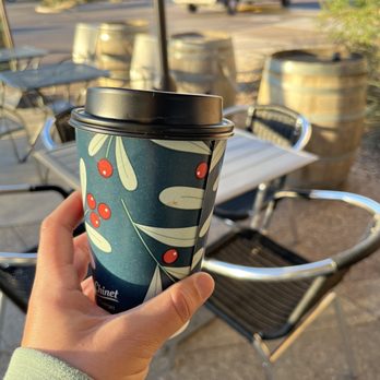 Black and White Cafe - 16oz latte - Coffee Roasteries Near Me - Glendale, Arizona Black and White Cafe - 16oz latte - Coffee Roasteries Near Me - Glendale, Arizona
