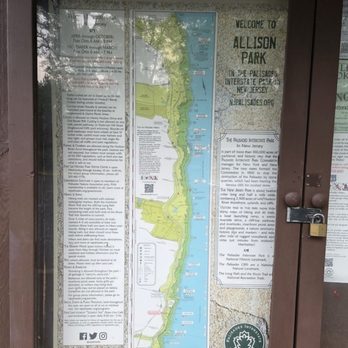 Allison Park - Parks Near Me - Englewood Cliffs, New Jersey