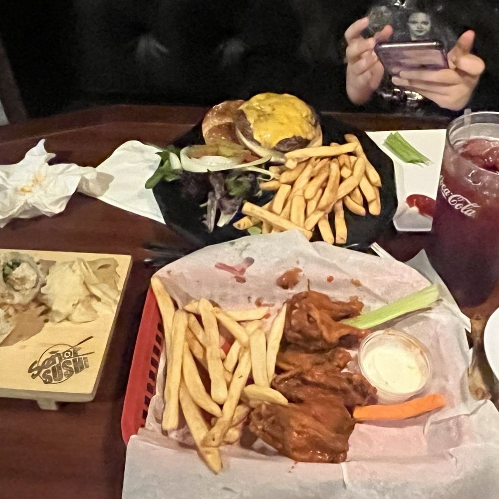 Chicken Wings Kids Li'l Burgers Crunchy Roll Jamaica Chicken Wings Kids Li'l Burgers Crunchy Roll Jamaica
