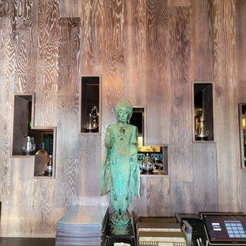 Starfish - Simple yet elegant hostess stand - Asian Fusion Near Me - Laguna Beach, California