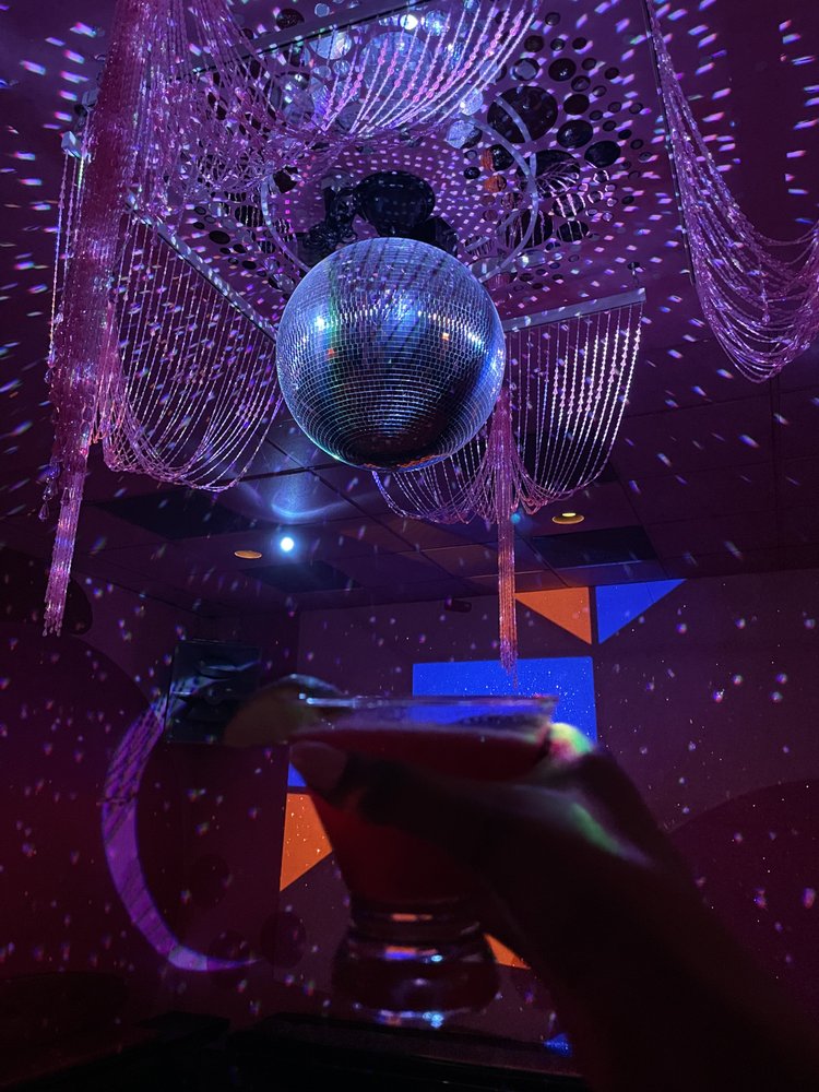 BEAUTY BAR 112 Photos & 328 Reviews 1444 W Chicago Ave, Chicago, IL