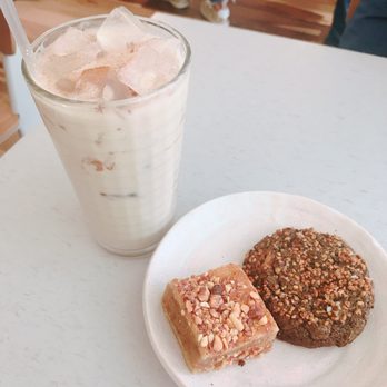 Breadbelly - Brown sugar mochi and cookie - Bakeries Near Me - San Francisco, California Breadbelly - Brown sugar mochi and cookie - Bakeries Near Me - San Francisco, California