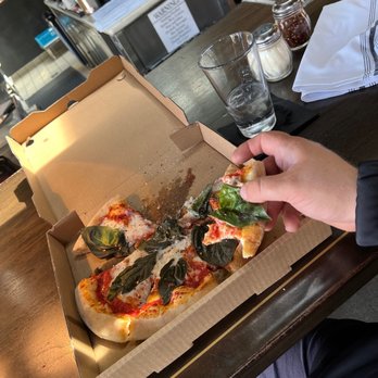 Ollo - Barrata pizza in a box - New American Near Me - Malibu, California Ollo - Barrata pizza in a box - New American Near Me - Malibu, California