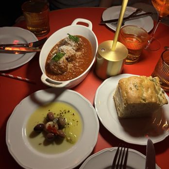 The Red Fox - Meatballs and complimentary bread and oil - Cocktail Bars Near Me - Boston, Massachusetts
