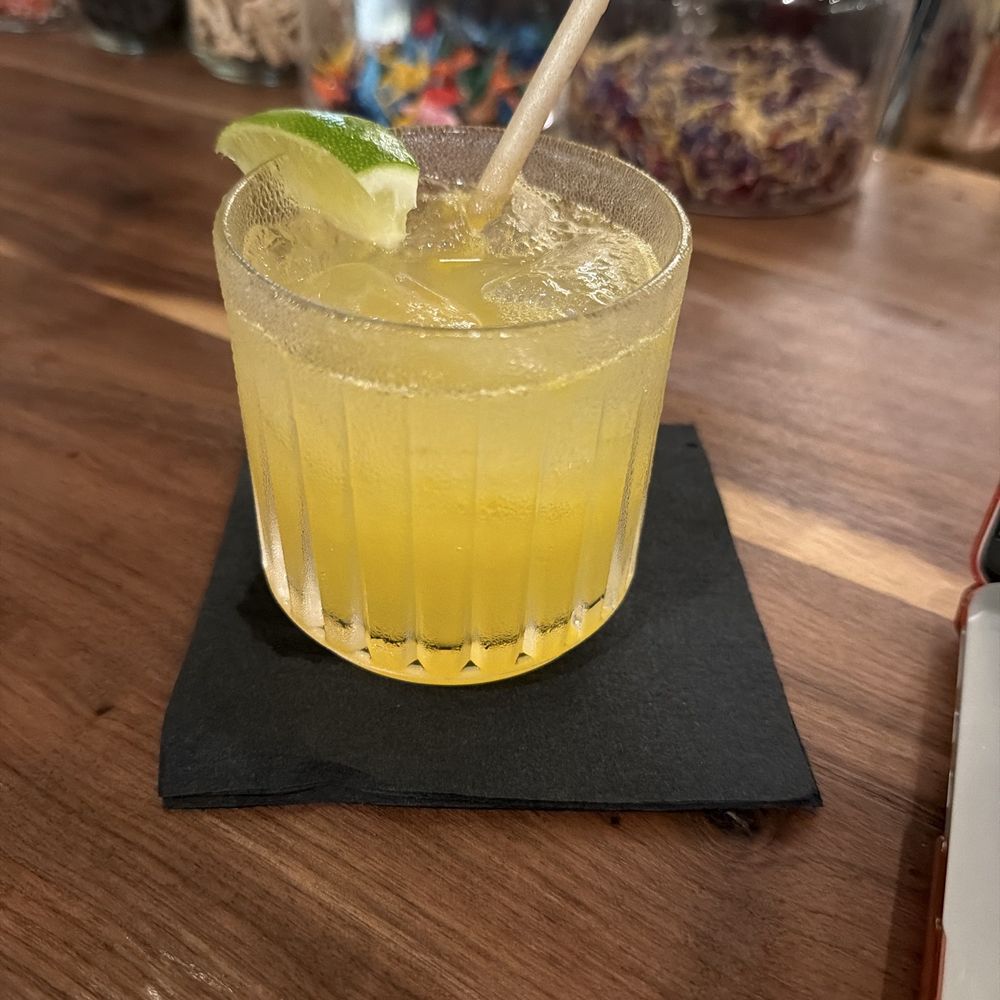 Passion fruit margarita