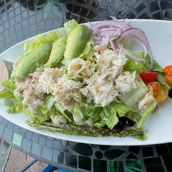 The Dead Fish - Crab Louie (08.06.21) - Seafood Near Me - Crockett, California