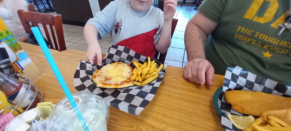 FLUFFY’S - 13 Photos & 10 Reviews - 1174 Havendale Blvd NW, Winter ...