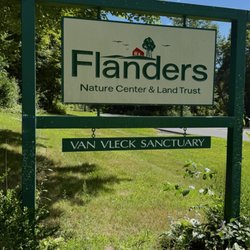 Flanders Nature Center - Entrance sign