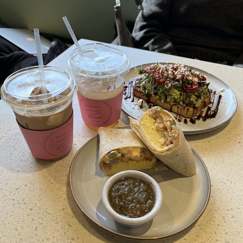 Cafein Centreville - Iced caramel latte, Peach lemonade, avocado toast, breakfast burrito - Coffee & Tea Near Me - Centreville, Virginia