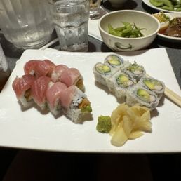 Sushi rolls