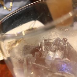 Hibiscus Restaurant & Bar - Stain on glass