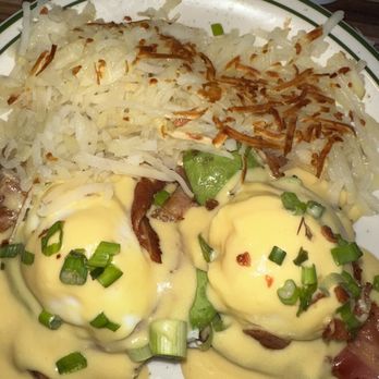 NORMS Restaurant - Cali-Cado Benny - American Near Me - Huntington Beach, California