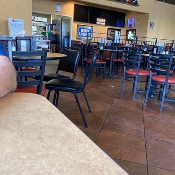 Preston's - Troy - tables and chairs in a restaurant - American Near Me - Troy, Alabama Preston's - Troy - tables and chairs in a restaurant - American Near Me - Troy, Alabama