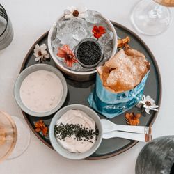 Wine Shop Old Village - Casual Caviar