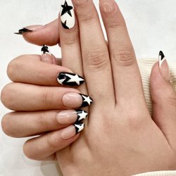 Nailbox - Pasadena - GelX plus additional design (all freehand)