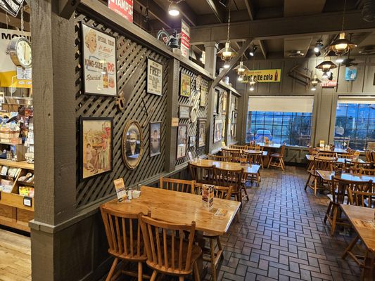 Cracker Barrel Old Country Store by null