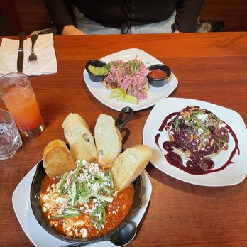 Agate Alley Bistro - Shakshuka, Marionberry Griddle Cakes, and Fish Tacos - New American Near Me - Eugene, Oregon