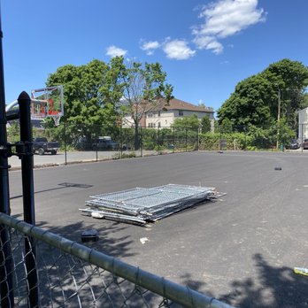 Barry Park - Basketball court - Parks Near Me - Lynn, Massachusetts Barry Park - Basketball court - Parks Near Me - Lynn, Massachusetts