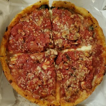 Lou Malnati's Pizzeria - Small deep dish pizza with sausage, mushrooms, and spinach mix - Pizza Near Me - Chicago, Illinois Lou Malnati's Pizzeria - Small deep dish pizza with sausage, mushrooms, and spinach mix - Pizza Near Me - Chicago, Illinois