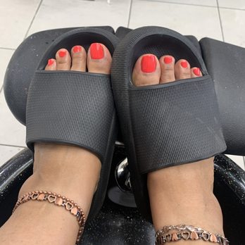 Redondo 7 Nails - Fantastic gel, pedicure!!! - Nail Salons Near Me - Long Beach, California