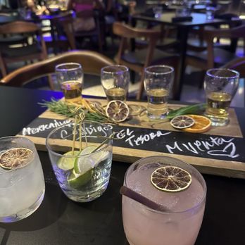 Lounge 1888 - Happy hour margarita and Paloma and repasado tequila flight - American Near Me - Inglewood, California