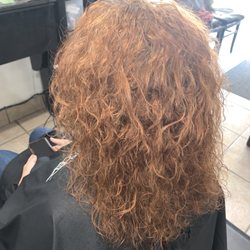 Farrellsstyles Salon