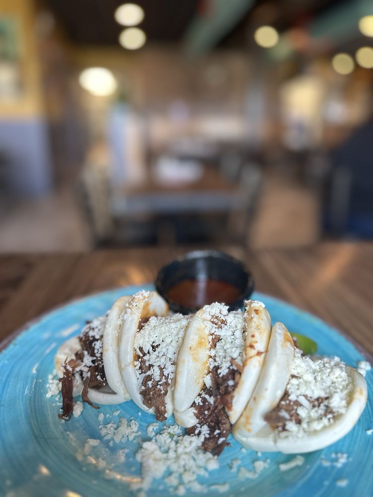 Pina Cocina & Cantina