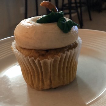 SmallCakes - Aurora - Cupcakes Near Me - Aurora, Illinois