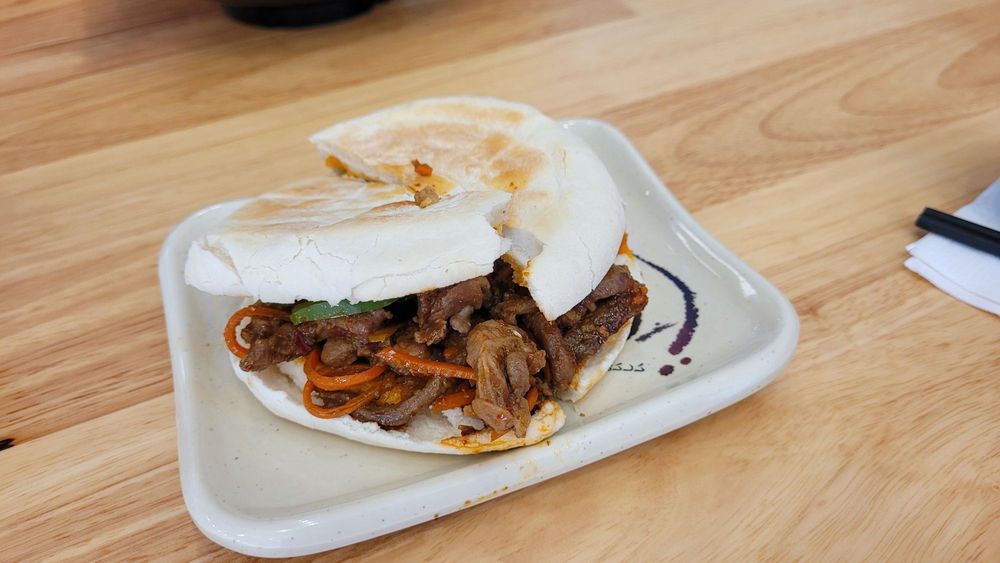 Old Xian's Food Logo