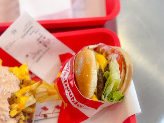 In-N-Out Burger by null