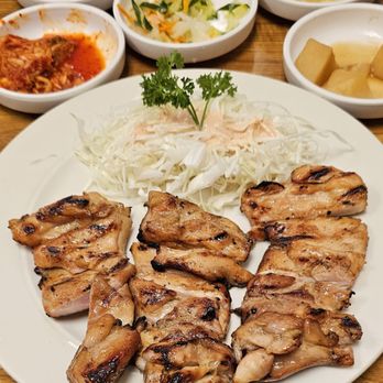 Willow Tree Korean Restaurant - BBQ chicken - Korean Near Me - Kailua, Hawaii Willow Tree Korean Restaurant - BBQ chicken - Korean Near Me - Kailua, Hawaii