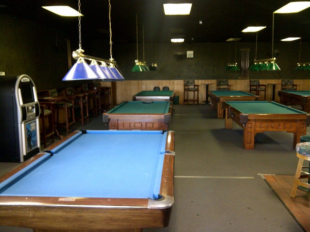 JOE’S POOL HALL CLOSED 310 N Citrus Ave, Azusa, California Pool