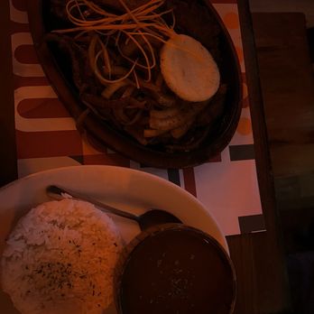 Inca Paisa - Bisteck Encebollado - Colombian Near Me - Flushing, New York Inca Paisa - Bisteck Encebollado - Colombian Near Me - Flushing, New York