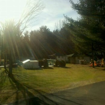Perry's Motel & Cottages - Hotels Near Me - Intervale, New Hampshire