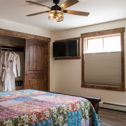 Clear Creek Inn