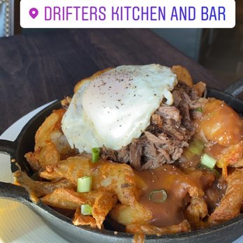 Drifters Kitchen and Bar - Cocktail Bars Near Me - Ridge, New York