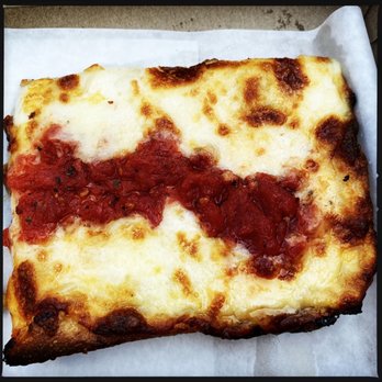 Colosseo - Grandma's slice - Pizza Near Me - Port Jefferson Station, New York