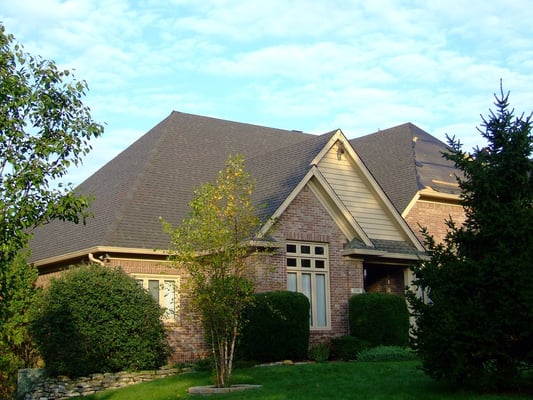 Houston Roofing Logo