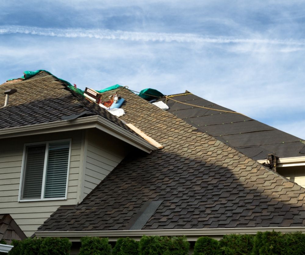 Slide of MO Family Roofing