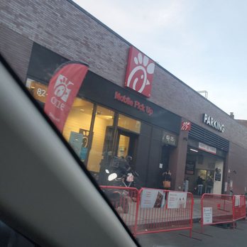 Chick-fil-A - No outside pick up - Fast Food Near Me - Elmhurst, New York
