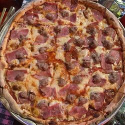 Davenport's Pizza Palace - 15" Meat Lover's Special