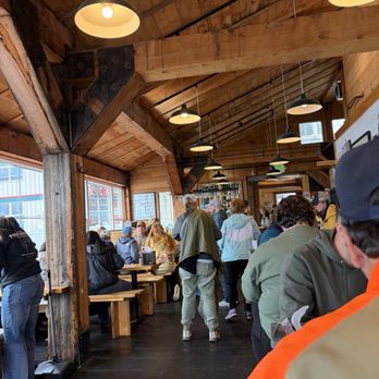 Alaska Fish House - Seating - Seafood Near Me - Ketchikan, Alaska Alaska Fish House - Seating - Seafood Near Me - Ketchikan, Alaska
