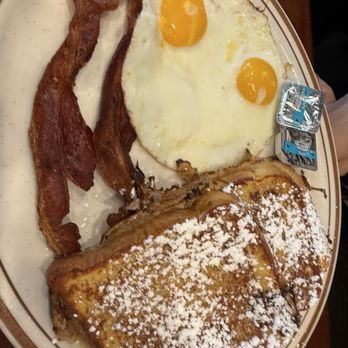 Homeskillet - Tooth fairy French toast - Breakfast & Brunch Near Me - Alameda, California Homeskillet - Tooth fairy French toast - Breakfast & Brunch Near Me - Alameda, California
