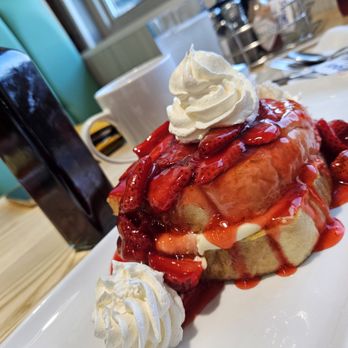 Plover Cafe - Breakfast & Brunch Near Me - Plover, Wisconsin