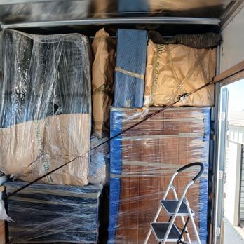 Nicolosi Moving & Storage - Truck loading - Movers Near Me - Tucson, Arizona Nicolosi Moving & Storage - Truck loading - Movers Near Me - Tucson, Arizona
