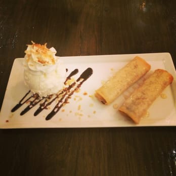 Palm Thai Bistro - Fried banana w/ coconut ice cream. Topped with toasted coconut shavings. - Thai Near Me - Fairfield, California