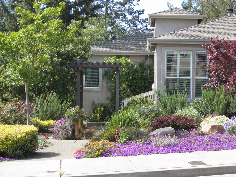 MOUNTAIN MEADOW LANDSCAPE 14329 Kinley Dr, Healdsburg, California