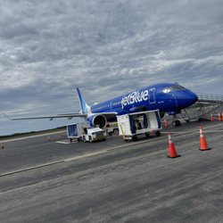 Martha's Vineyard Airport