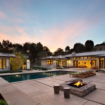 The Dawn Thomas Team - Los Altos Hills estate listed by The Dawn Thomas Team -- pool, firepit, and guesthouse at dusk in Silicon Valley. - Real Estate Agents Near Me - Los Gatos, California The Dawn Thomas Team - Los Altos Hills estate listed by The Dawn Thomas Team -- pool, firepit, and guesthouse at dusk in Silicon Valley. - Real Estate Agents Near Me - Los Gatos, California