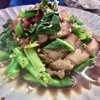 Bangkok Avenue - KANA MOO KROB - Thai Near Me - Little Neck, New York Bangkok Avenue - KANA MOO KROB - Thai Near Me - Little Neck, New York
